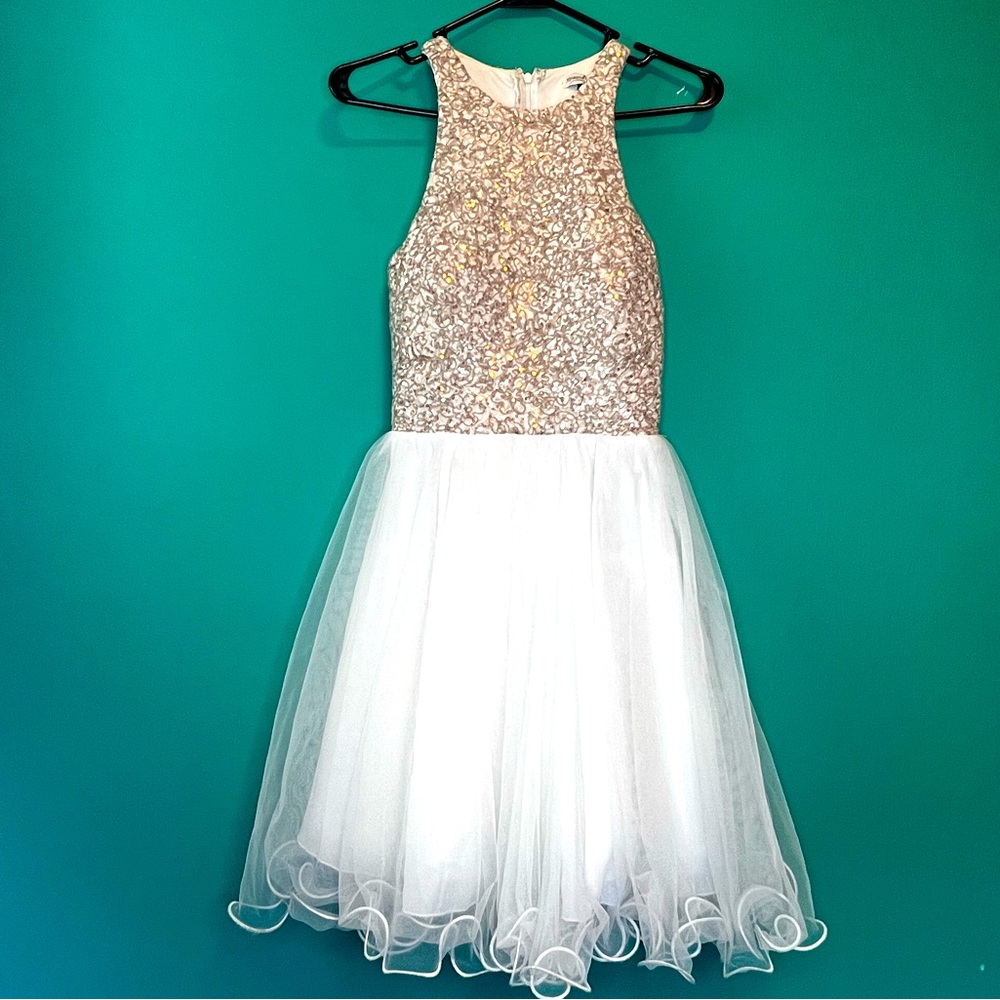 Xtraordinary Juniors Formal Sleeveless Dress with Gold Sequins and White Tulle